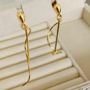 BRINCO GRANDES EM OURO - BG112505