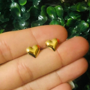 BRINCO PEQUENO EM OURO - BP102506