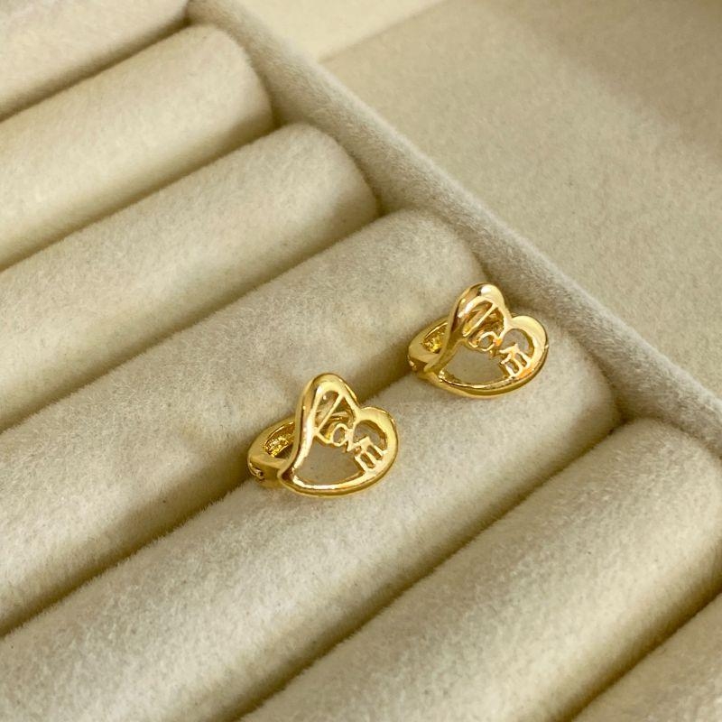 ARGOLA PEQUENA EM OURO - AP062605