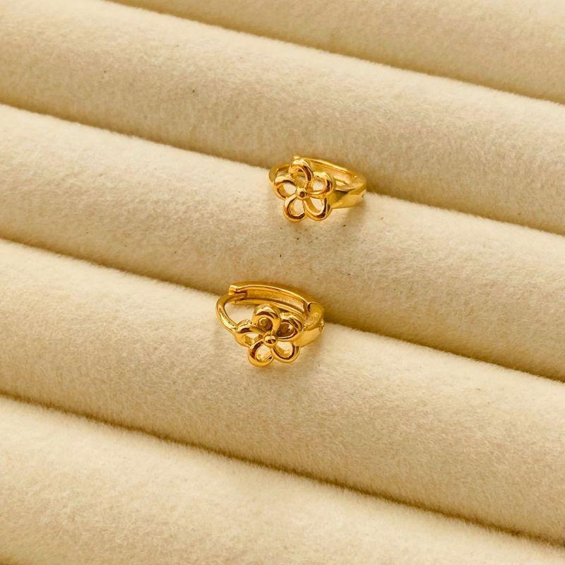 ARGOLA PEQUENAS EM OURO - AP112521