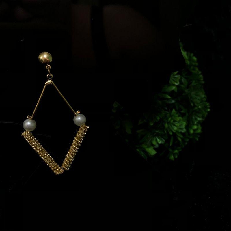 BRINCO GRANDE EM OURO - BG052516