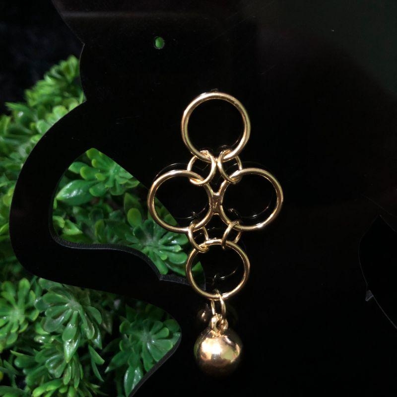 BRINCO GRANDE EM OURO - BG052538
