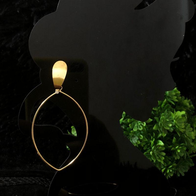 BRINCO GRANDE EM OURO - BG062566