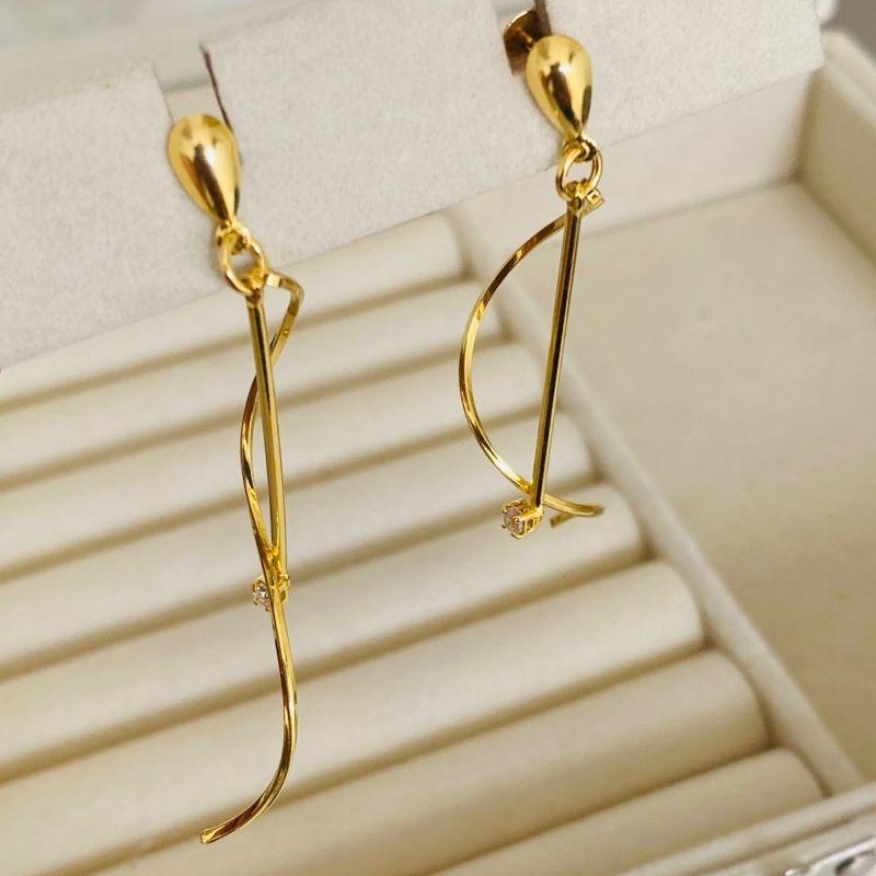 BRINCO GRANDES EM OURO - BG112505