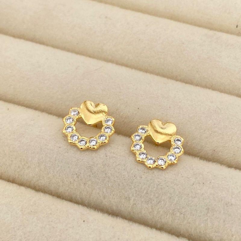 BRINCO PEQUENO EM OURO - BP032623
