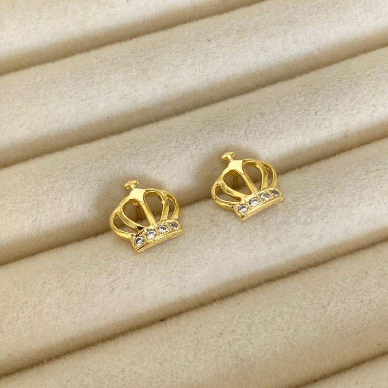 BRINCO PEQUENO EM OURO - BP062621