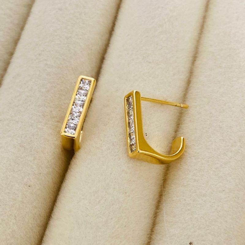 ARGOLA PEQUENA EM OURO - AP122531