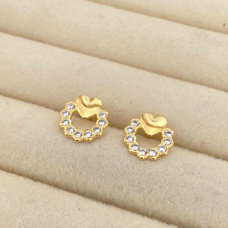 BRINCO PEQUENO EM OURO - BP032623