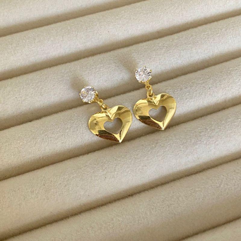 BRINCO PEQUENO EM OURO - BP062642