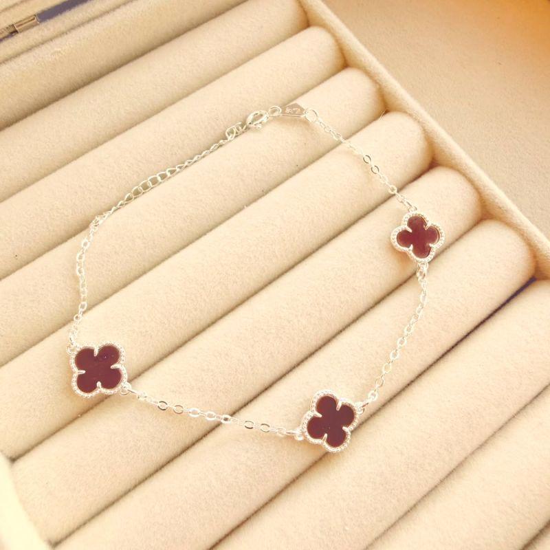 PULSEIRA FEM EM PRATA - PF072622