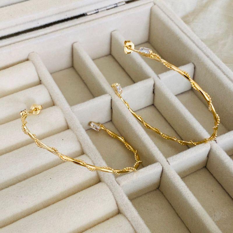 ARGOLA GRANDE EM OURO - AG022603