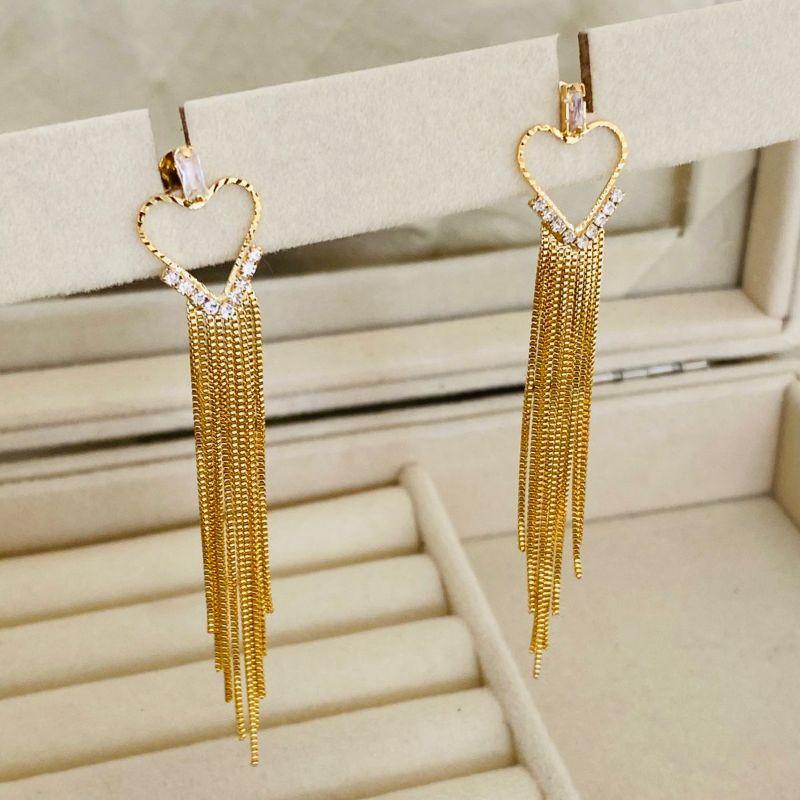 BRINCO GRANDE EM OURO - BG022605